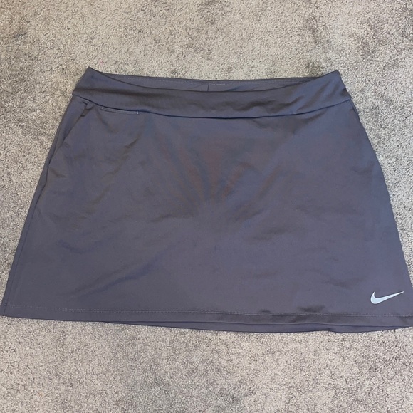 Nike XL tennis skirt skort grey women’s golf